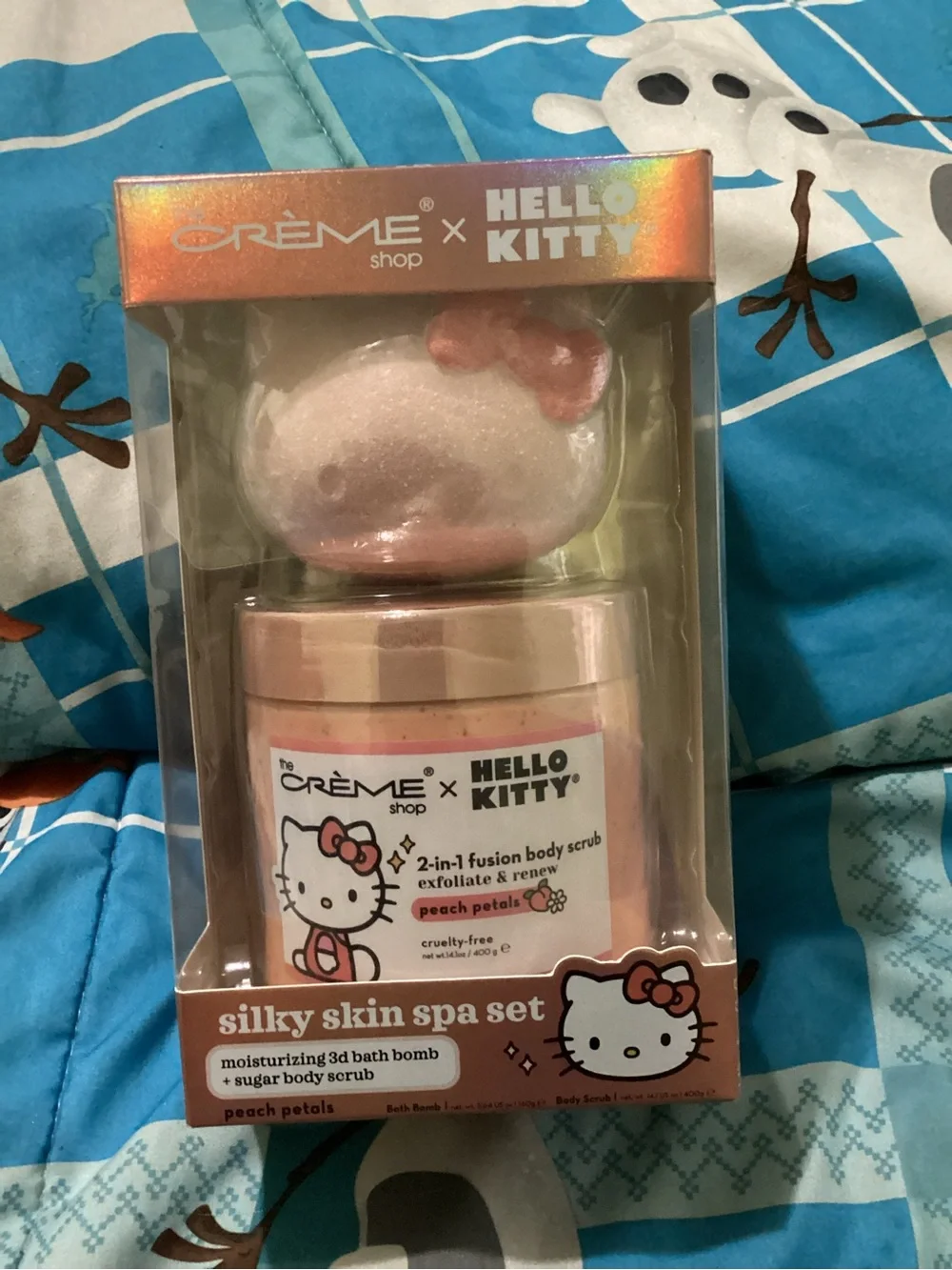 Crème shop hello kitty Peach Petals Silky Skin Spa Set - Korean skin care